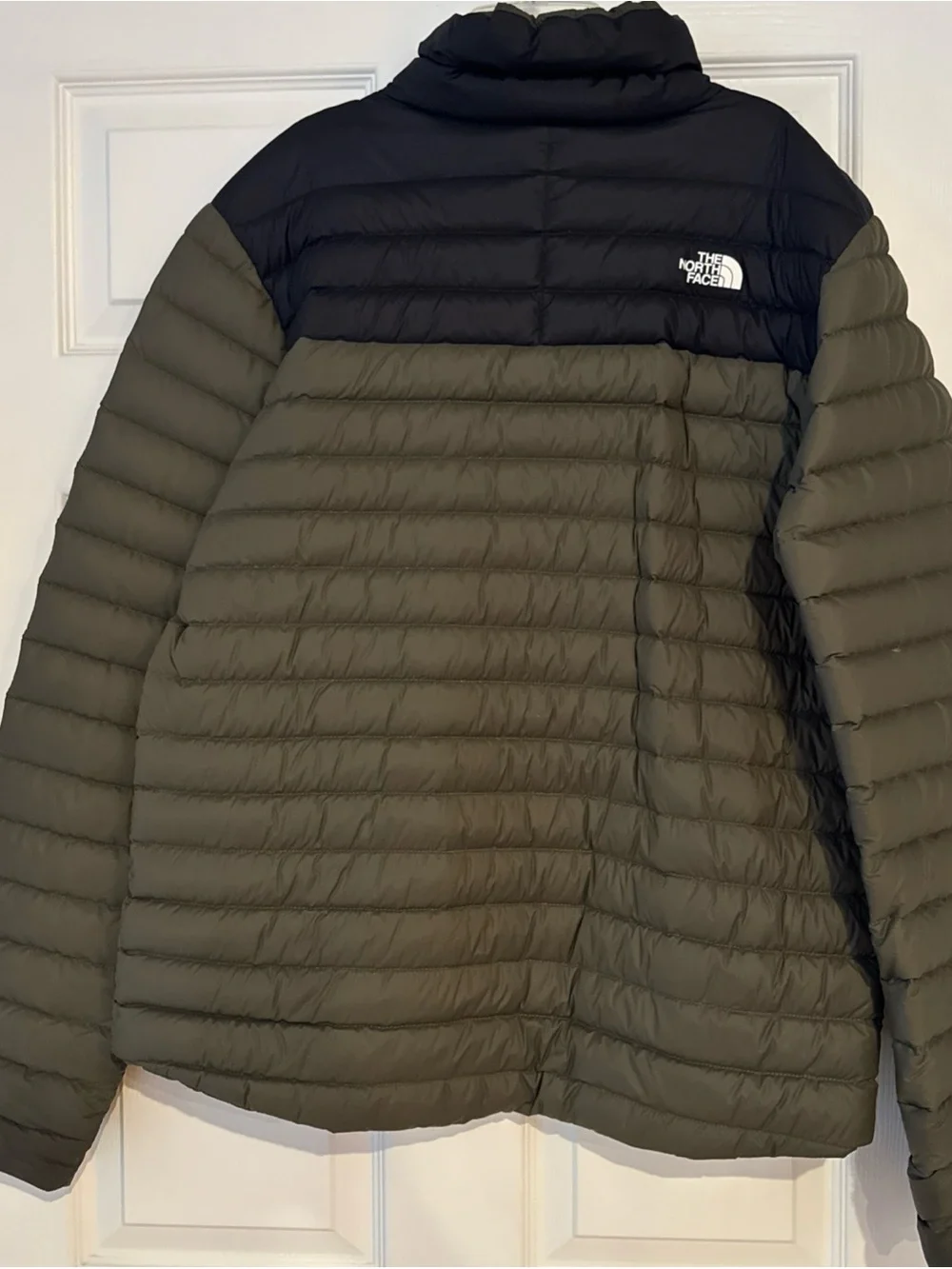 The North Face 700 Men's Olive & Black Puffer Jacket Size Large